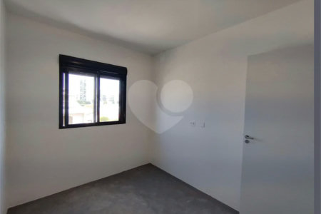 Apartamento de 33m2 localizado na Saúde
