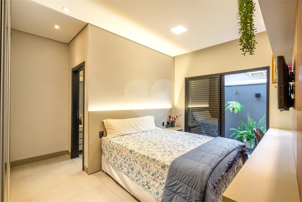 Casa à venda com 3 quartos, sendo 3 suítes, no condomínio Portal das Àguas, Três Lagoas - MS