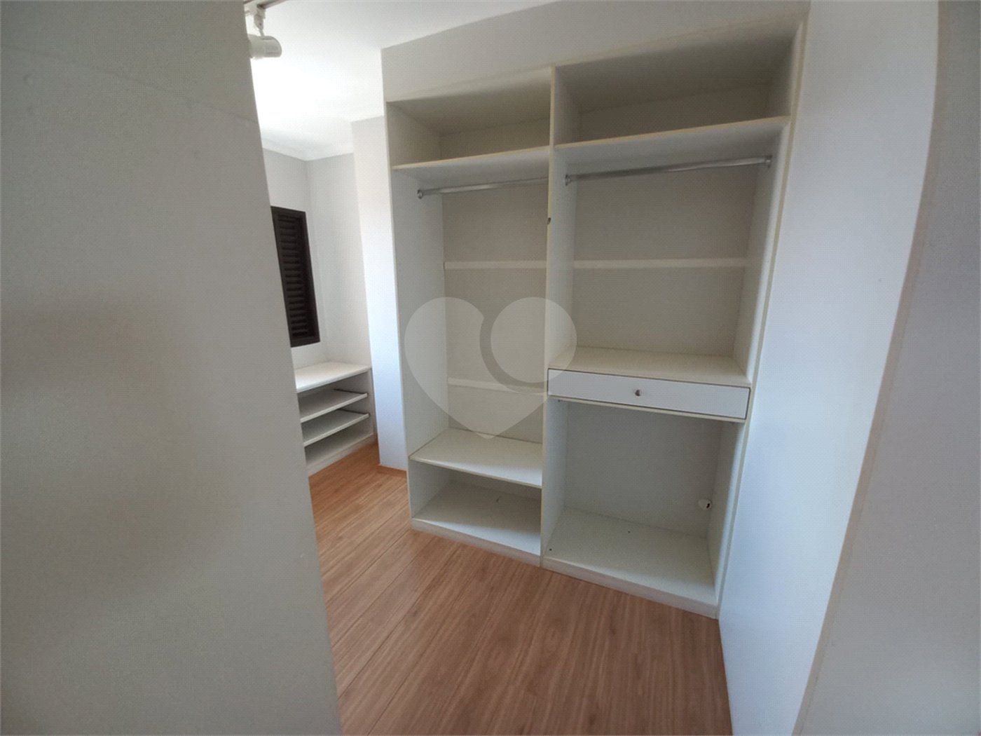 Duplex no Edifício Acapulco.