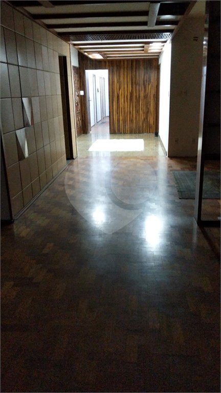 Apartamento à venda no bairro Bela Vista.