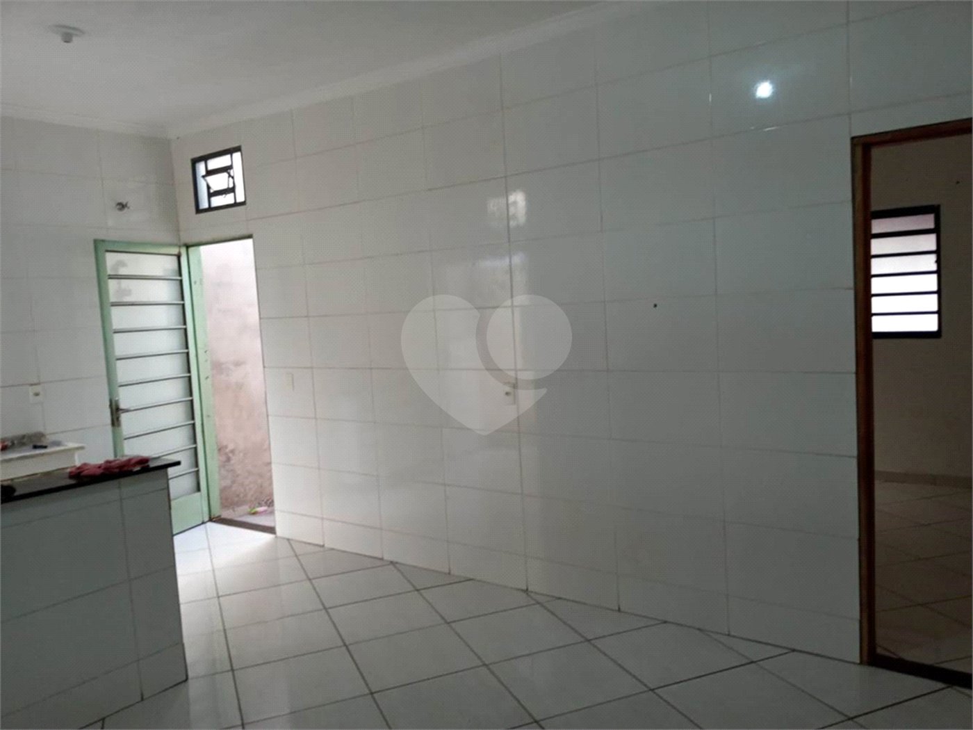 Casa para venda localizada no Jardim Medeiros