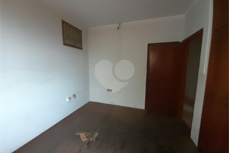 Casa de Esquina à Venda no Santa Felícia – São Carlos/SP