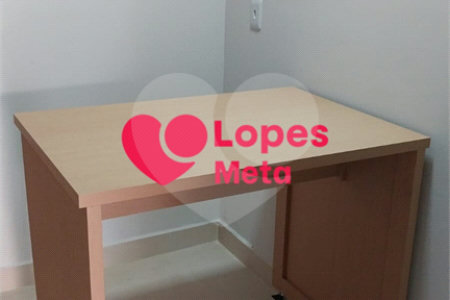 CASA A VENDA NO JARDIM DAS INDUSTRIAS COM 3 DORMITORIOS, 1 BANHEIRO, 3 VAGAS, SÃO JOSÉ DOS CAMPOS/SP