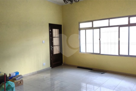 Casa á venda - Vila Guarani