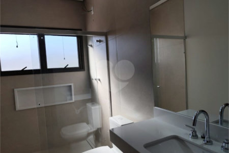 Casa à venda com 3 suítes no condomínio Recanto das Palmas, Vinhedo - SP