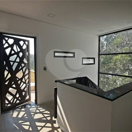 Casa à venda ou para alugar com 4 quartos, sendo 3 suítes, em Serra dos Lagos (jordanésia), Cajamar, SP
