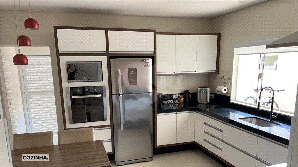 Casa à venda com 3 quartos, sendo 1 suíte, em Vila Rica, Atibaia, SP