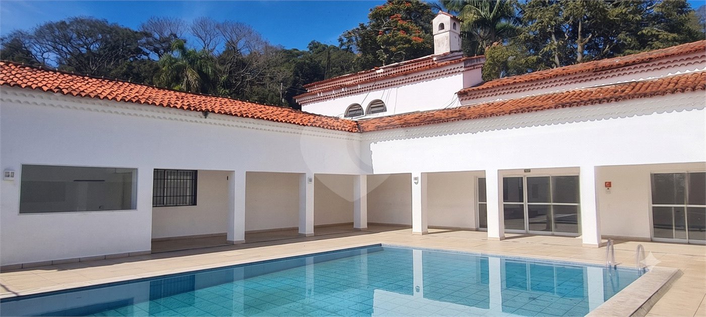 Casa à venda com 5 suítes em Roseira, Mairiporã, SP