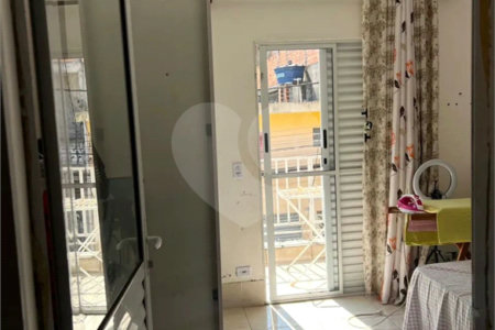 Casa à venda com 3 quartos em Jardim Suína, Taboão da Serra, SP
