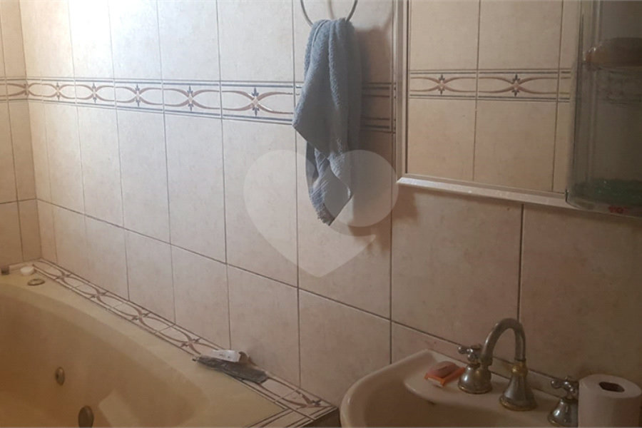 Sobrado à venda com 3 quartos, sendo 1 suíte, em Vila Nova Cachoeirinha, São Paulo, SP