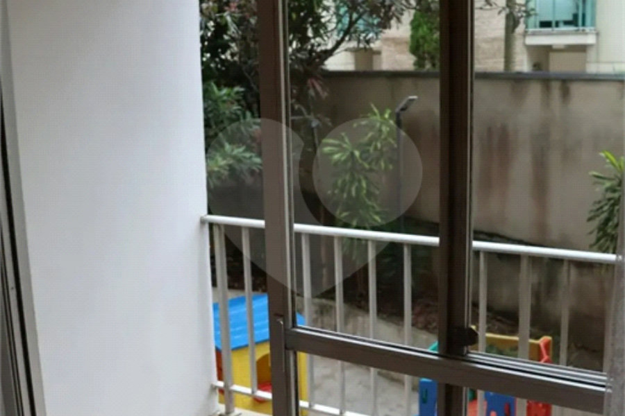 Apartamento à venda com 3 quartos, sendo 1 suíte, em Morumbi, São Paulo, SP