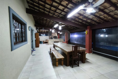 Chácara à venda com 7 quartos, sendo 1 suíte,  em Recanto Campestre Internacional de Viracopos Gleba 6, Indaiatuba, SP