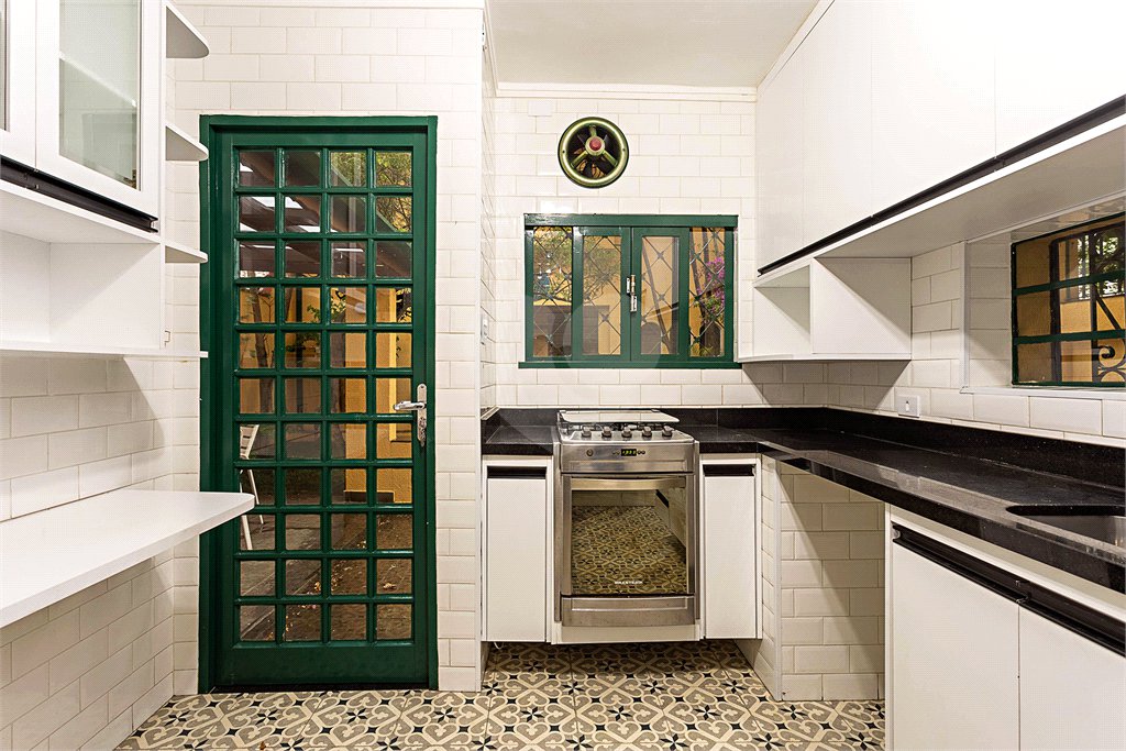 Casa à venda com 3 quartos, sendo 1 suíte, em Chácara Santo Antônio, São Paulo, SP