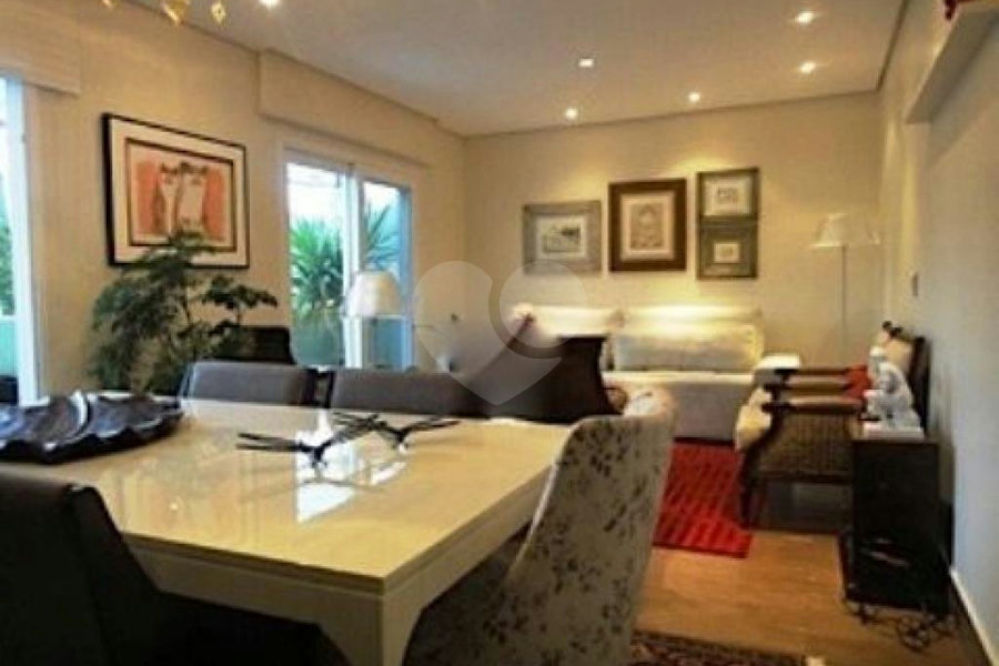 Casa à venda com 4 quartos, sendo 3 suítes, no condomínio Residencial Jardim Itatinga, São Paulo - SP