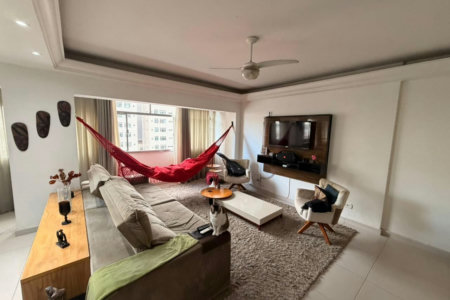 Apartamento com 3 dormitórios à venda, 156 m² por R$ 700.000,00 - Gonzaga - Santos/SP