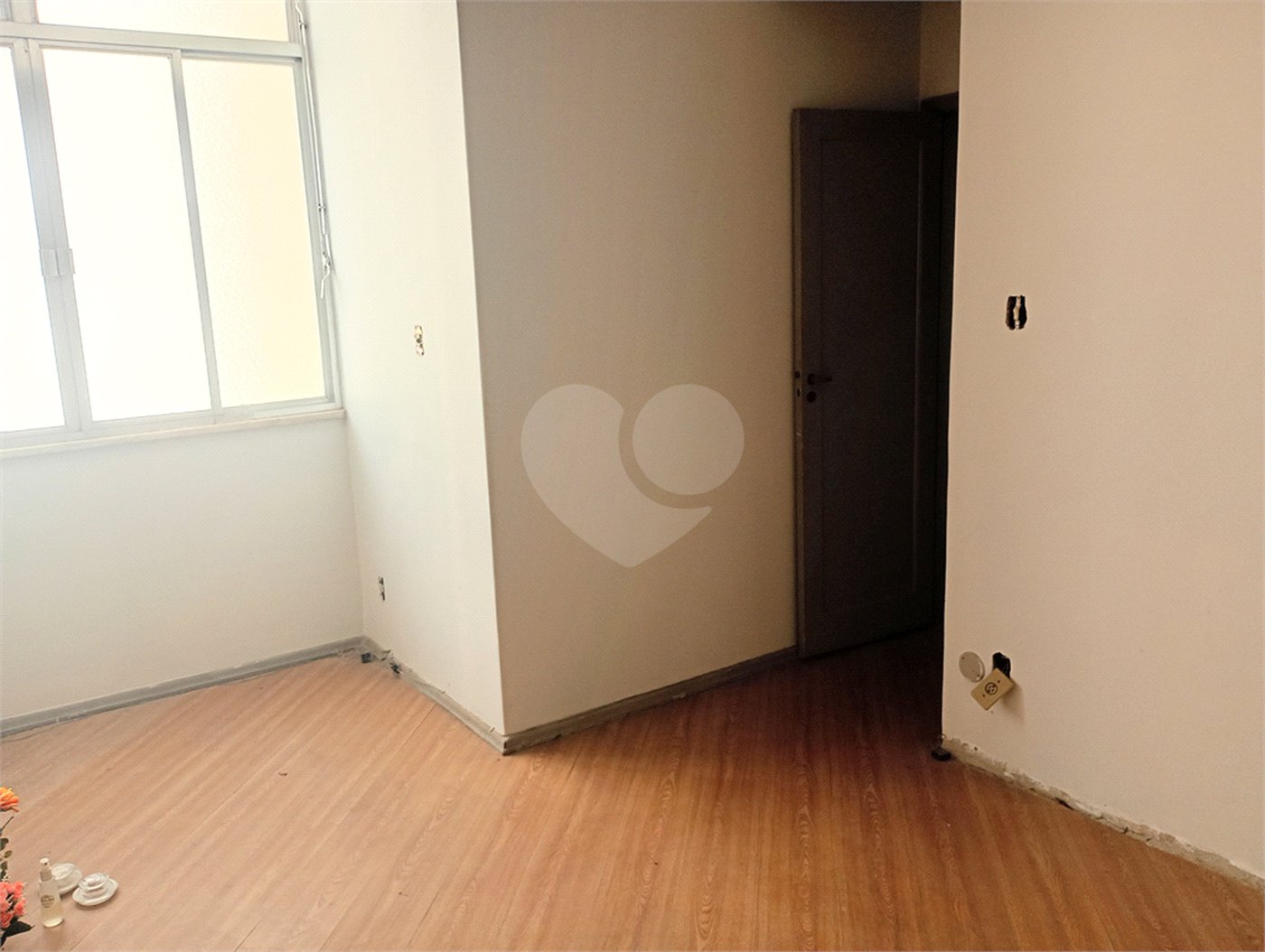 Apartamento à venda com 3 quartos, sendo 1 suíte, em Laranjeiras, Rio de Janeiro, RJ