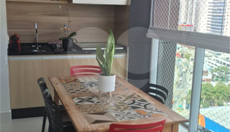 Apartamento à venda com 2 suítes em Vila Scarpelli, Santo André, SP