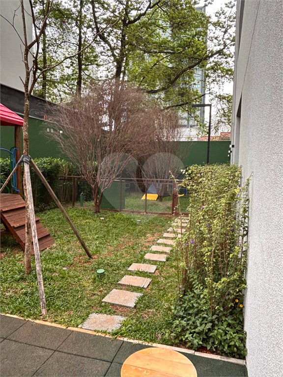 Apartamento à venda com 2 suítes em Campo Belo, São Paulo, SP