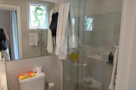 Apartamento à venda com 3 suítes em Real Parque, São Paulo, SP