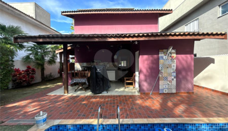 Casa à venda com 3 suítes no condomínio Atibaia Park I, Atibaia - SP