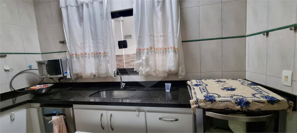 Sobrado à venda com 3 quartos, sendo 1 suíte, em Santa Teresinha, São Paulo, SP