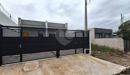 Casa de Vila à venda com 2 quartos em Jardim Santa Marta, Sorocaba, SP