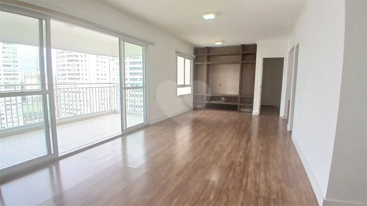 Apartamento para alugar com 3 quartos, sendo 1 suíte,  no Centro, São Bernardo do Campo, SP