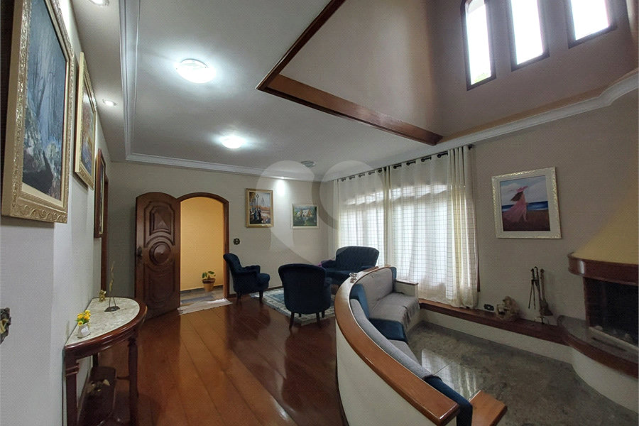 Casa à venda com 3 suítes em Vila Pereira Barreto, São Paulo, SP