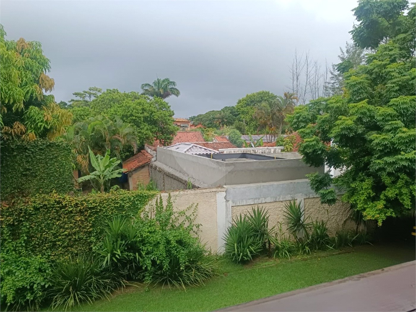 Casa em condomínio à venda ou para alugar com 2 quartos, sendo 1 suíte,  em Geribá, Armação dos Búzios, RJ