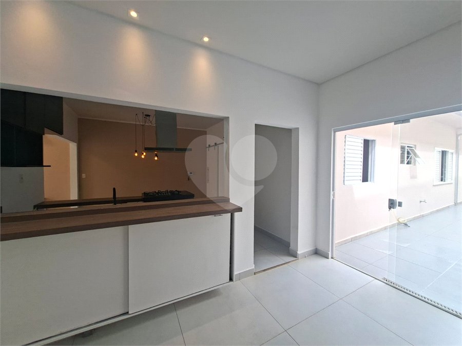 Casa à venda ou para alugar com 3 quartos, sendo 1 suíte, em Vila Aparecida, Itapetininga, SP