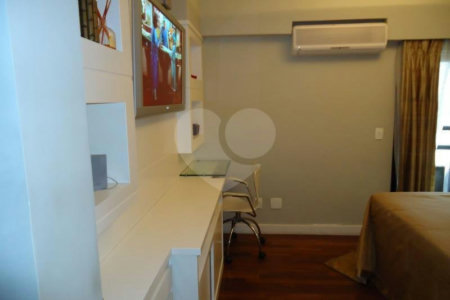 Apartamento à venda com 3 suítes em Vila Suzana, São Paulo, SP
