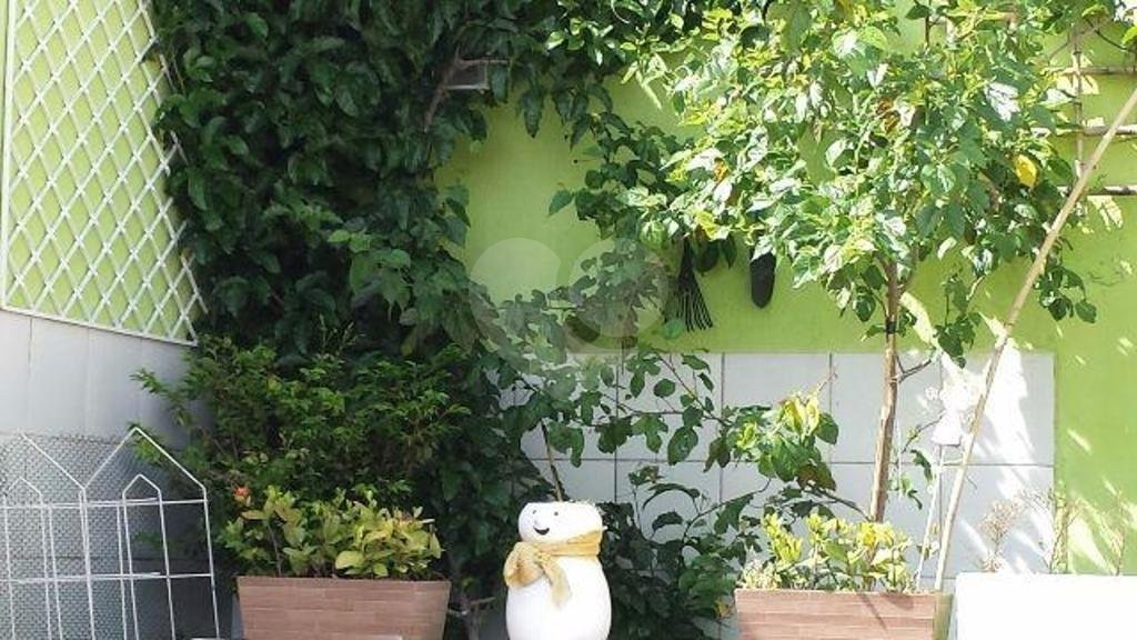 Sobrado à venda com 4 quartos, sendo 1 suíte,  em Horto, São Paulo, SP