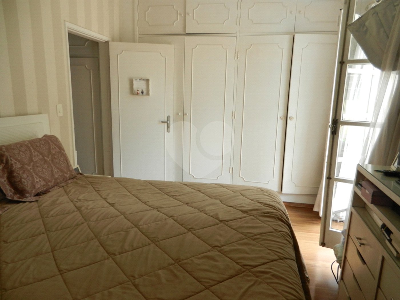 Casa à venda com 3 quartos, sendo 1 suíte, em Brooklin, São Paulo, SP