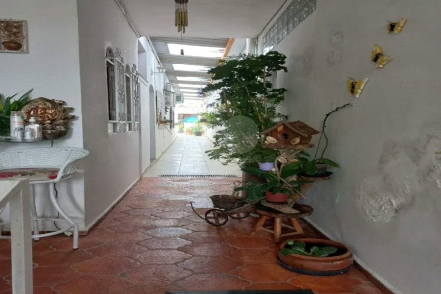 Casa à venda com 3 quartos, sendo 2 suítes, em Jardim Oriental, São Paulo, SP