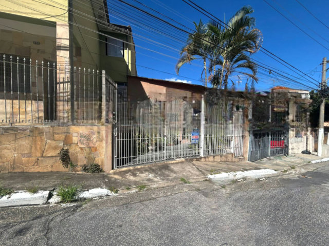 Casa Térrea à venda com 4 quartos em Vila Guilherme, São Paulo, SP