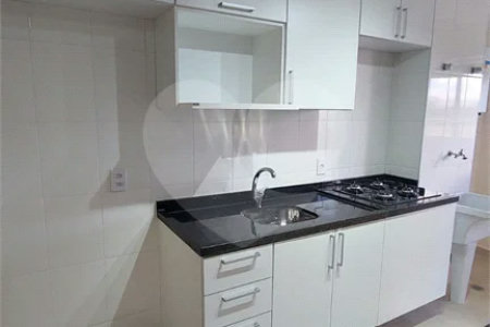 Apartamento para alugar com 2 quartos, sendo 1 suíte, em Aparecidinha, Sorocaba, SP