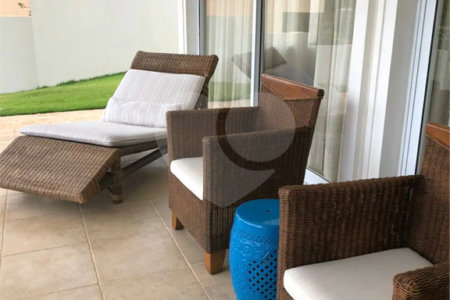 Casa à venda com 5 quartos, sendo 4 suítes, no condomínio Sol Vinhedo, Vinhedo - SP