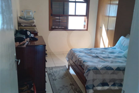 Sobrado à venda com 4 quartos em Jardim Celeste, São Paulo, SP