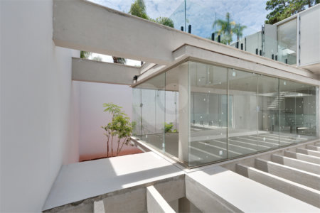Casa à venda com 3 suítes no condomínio Residencial Heron 140, São Paulo - SP