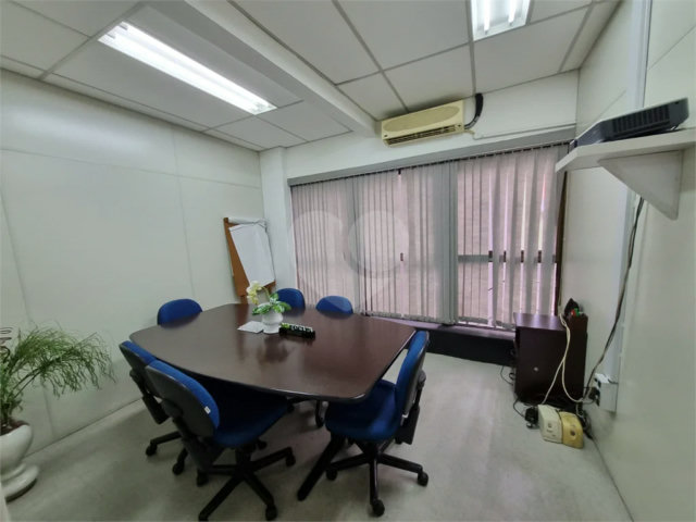 Sala à venda em Chácara Santo Antônio, São Paulo, SP