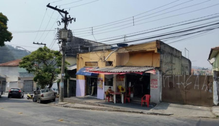 Prédio à venda com 12 quartos em Tremembé, São Paulo, SP
