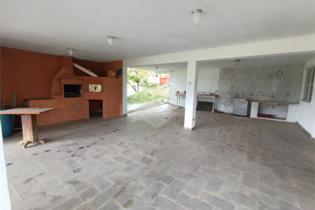Casa à venda com 3 quartos, sendo 1 suíte,  em Jardim Villaça, São Roque, SP