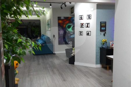 Apartamento à venda com 3 quartos, sendo 1 suíte, em Cambuci, São Paulo, SP