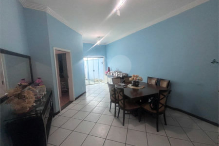 Casa à venda com 3 suítes no condomínio Granja Olga II, Sorocaba - SP