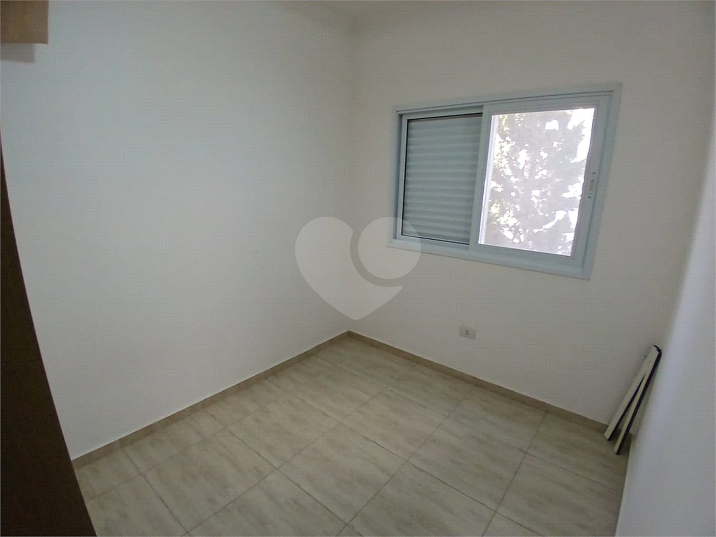 Casa à venda com 3 quartos, sendo 1 suíte, no condomínio Golden Park Residence II, Sorocaba - SP