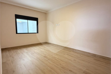 Casa à venda com 5 quartos, sendo 4 suítes, em Vila Rosália, Guarulhos, SP