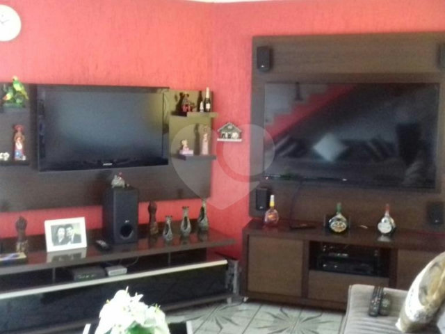 Sobrado à venda com 3 quartos em Vila Maria, São Paulo, SP