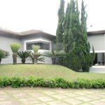 Casa à venda com 5 suítes no condomínio Suíça da Cantareira, Mairiporã - SP