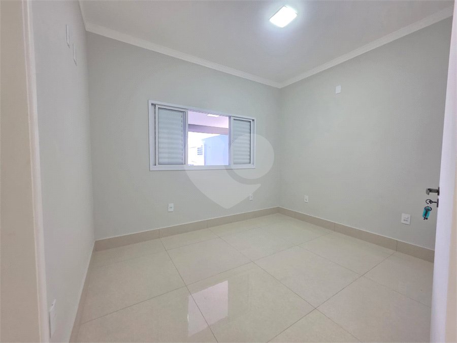 Casa à venda com 3 suítes em Marambaia, Vinhedo, SP