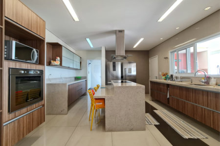 Casa à venda ou para alugar com 4 suítes no condomínio Residencial Jardim Primavera, Louveira - SP